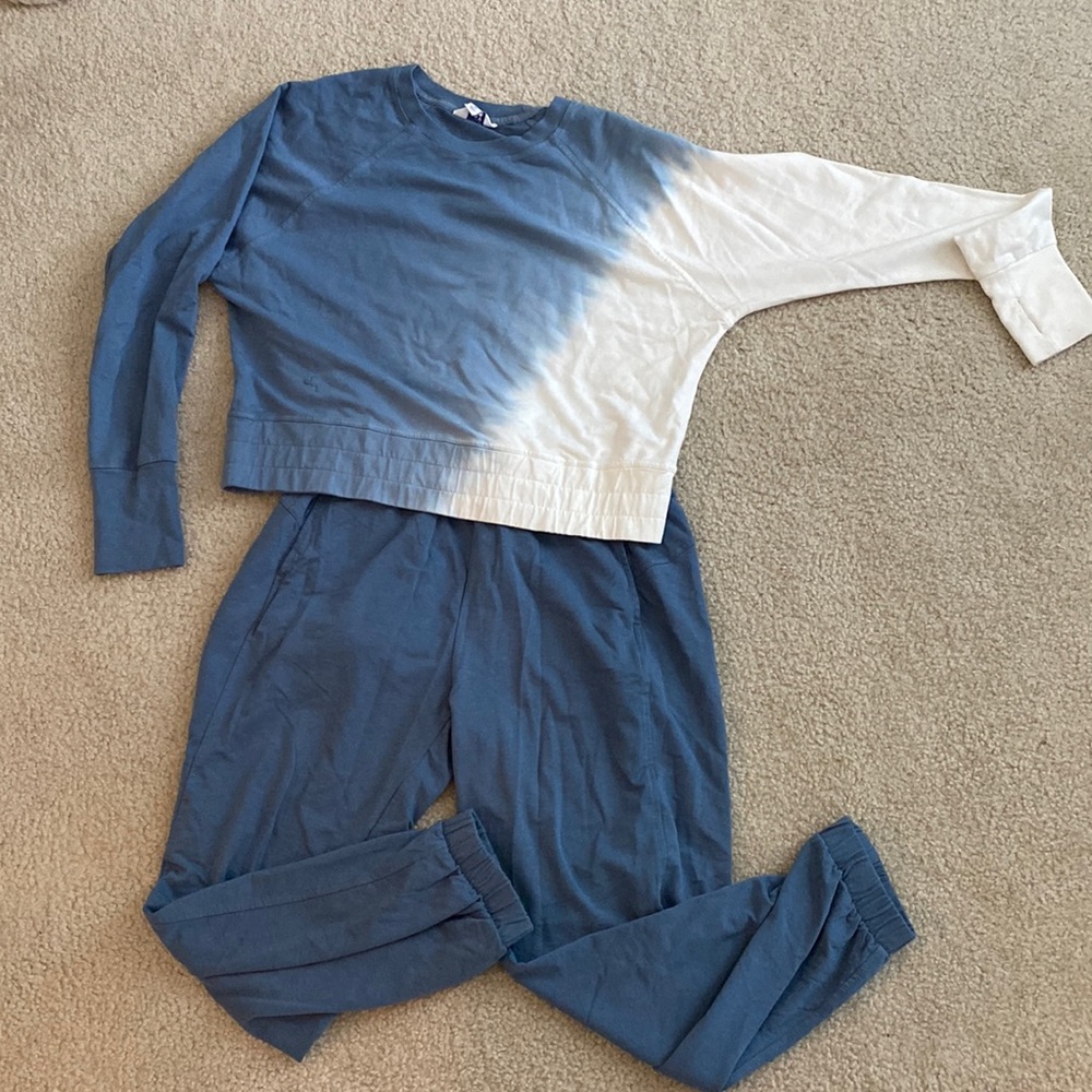 Two piece set